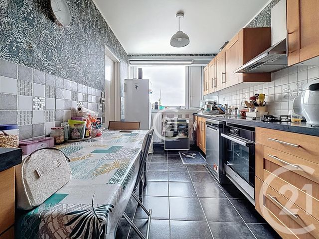 Appartement F3 à vendre - 3 pièces - 76.0 m2 - MONTREUIL - 93 - ILE-DE-FRANCE - Century 21 Croix De Chavaux