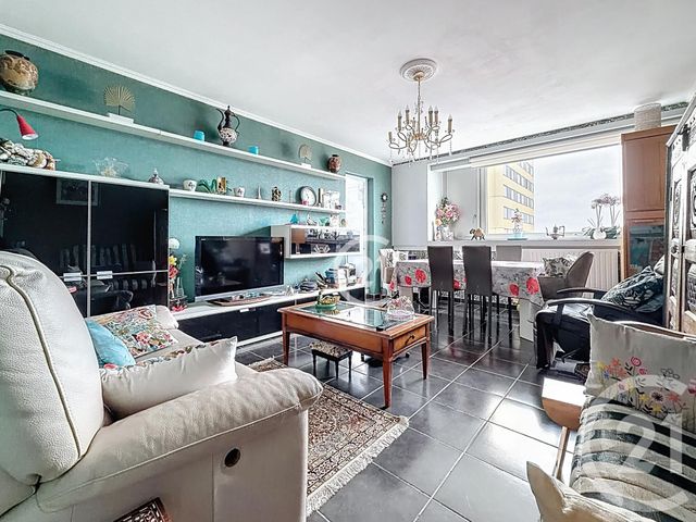 Appartement F3 à vendre - 3 pièces - 76.0 m2 - MONTREUIL - 93 - ILE-DE-FRANCE - Century 21 Croix De Chavaux