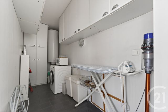 Appartement F5 à vendre - 5 pièces - 151.2 m2 - FONTENAY SOUS BOIS - 94 - ILE-DE-FRANCE - Century 21 Croix De Chavaux