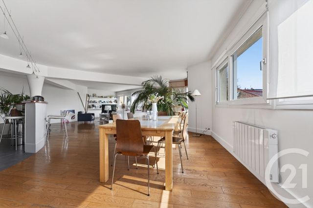 Appartement F5 à vendre - 5 pièces - 151.2 m2 - FONTENAY SOUS BOIS - 94 - ILE-DE-FRANCE - Century 21 Croix De Chavaux