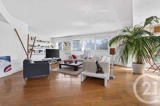 Appartement F5 à vendre - 5 pièces - 151.2 m2 - FONTENAY SOUS BOIS - 94 - ILE-DE-FRANCE - Century 21 Croix De Chavaux