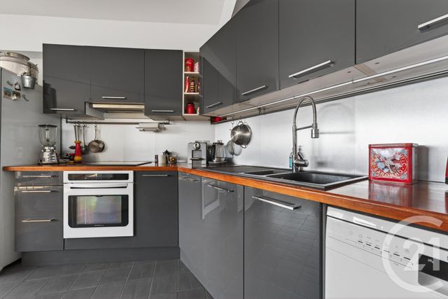 Appartement F5 à vendre - 5 pièces - 151.2 m2 - FONTENAY SOUS BOIS - 94 - ILE-DE-FRANCE - Century 21 Croix De Chavaux