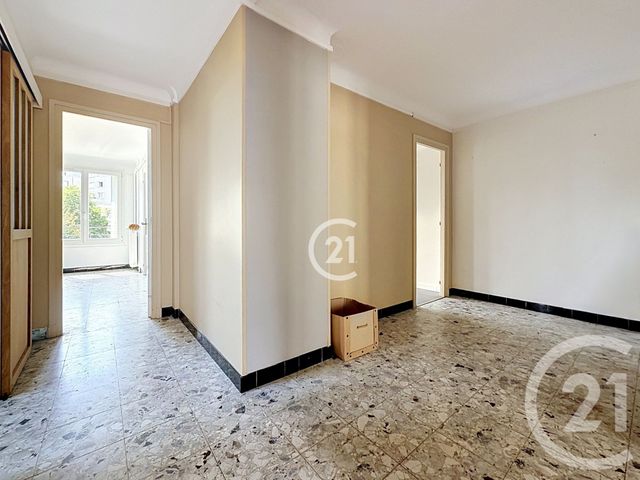 Appartement F3 à vendre - 3 pièces - 66.95 m2 - MONTREUIL - 93 - ILE-DE-FRANCE - Century 21 Croix De Chavaux