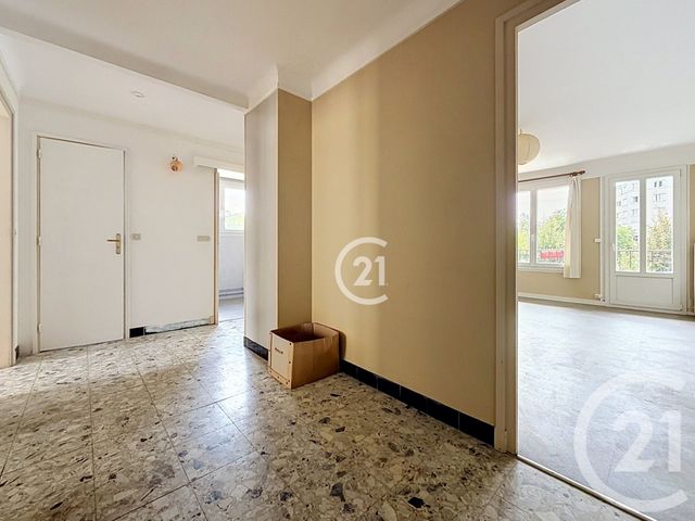 Appartement F3 à vendre - 3 pièces - 66.95 m2 - MONTREUIL - 93 - ILE-DE-FRANCE - Century 21 Croix De Chavaux
