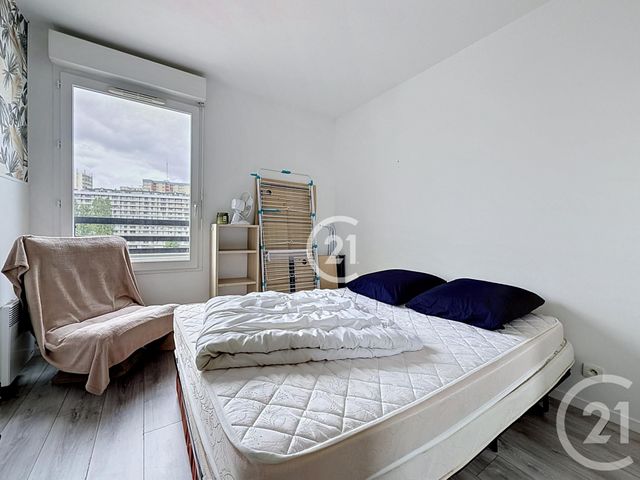 Appartement F4 à vendre - 4 pièces - 82.84 m2 - MONTREUIL - 93 - ILE-DE-FRANCE - Century 21 Croix De Chavaux