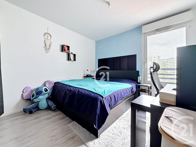 Appartement F4 à vendre - 4 pièces - 82.84 m2 - MONTREUIL - 93 - ILE-DE-FRANCE - Century 21 Croix De Chavaux