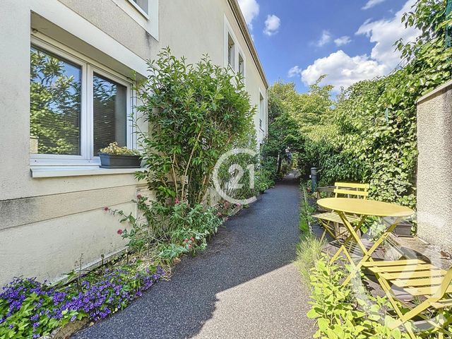 maison à vendre - 5 pièces - 85.11 m2 - MONTREUIL - 93 - ILE-DE-FRANCE - Century 21 Croix De Chavaux