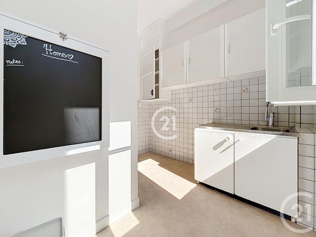 Appartement F1 à vendre - 1 pièce - 30.68 m2 - MONTREUIL - 93 - ILE-DE-FRANCE - Century 21 Croix De Chavaux