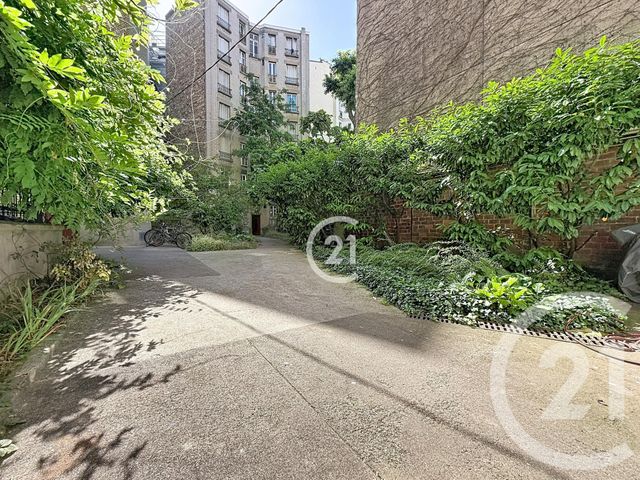 Appartement F1 à vendre - 1 pièce - 30.68 m2 - MONTREUIL - 93 - ILE-DE-FRANCE - Century 21 Croix De Chavaux