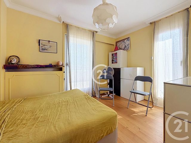 Appartement F3 à vendre - 3 pièces - 79.0 m2 - MONTREUIL - 93 - ILE-DE-FRANCE - Century 21 Croix De Chavaux