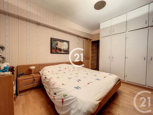 Appartement F5 à vendre - 5 pièces - 82.93 m2 - MONTREUIL - 93 - ILE-DE-FRANCE - Century 21 Croix De Chavaux