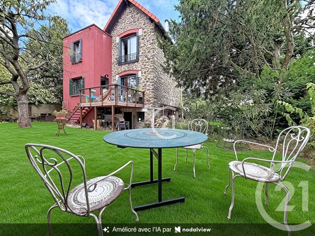 maison à vendre - 7 pièces - 126.96 m2 - MONTREUIL - 93 - ILE-DE-FRANCE - Century 21 Croix De Chavaux