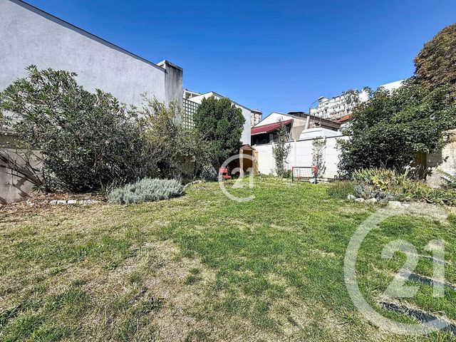 maison à vendre - 9 pièces - 180.0 m2 - MONTREUIL - 93 - ILE-DE-FRANCE - Century 21 Croix De Chavaux
