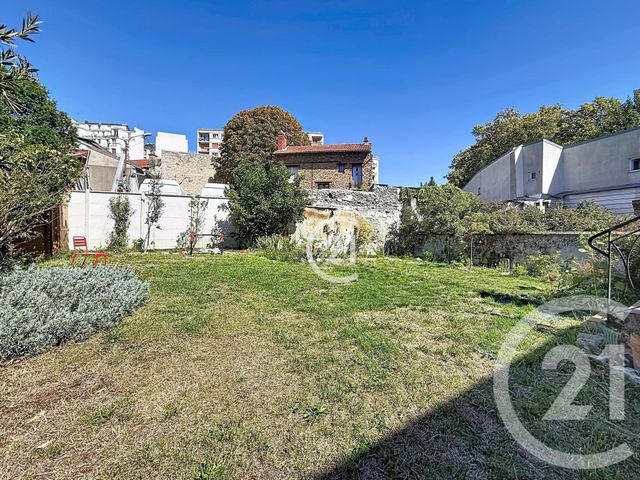 maison à vendre - 9 pièces - 180.0 m2 - MONTREUIL - 93 - ILE-DE-FRANCE - Century 21 Croix De Chavaux
