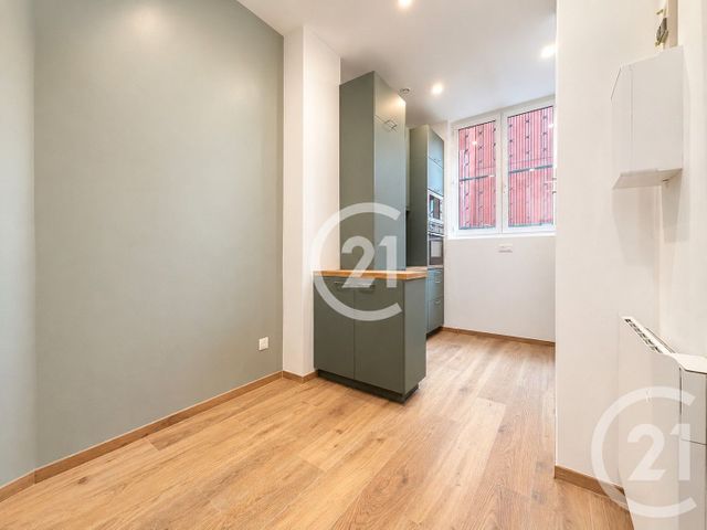 Appartement T1 à vendre - 2 pièces - 26.1 m2 - MONTREUIL - 93 - ILE-DE-FRANCE - Century 21 Croix De Chavaux