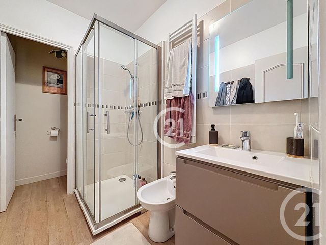 maison à vendre - 7 pièces - 145.32 m2 - MONTREUIL - 93 - ILE-DE-FRANCE - Century 21 Croix De Chavaux